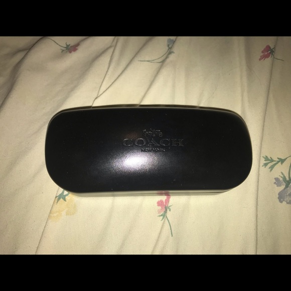 Coach sunglasses - Picture 2 of 3